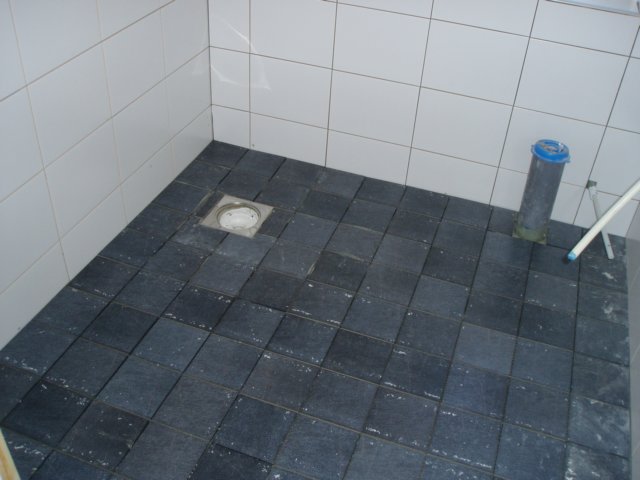golvklartfrfogningibarnensbadrum.jpg